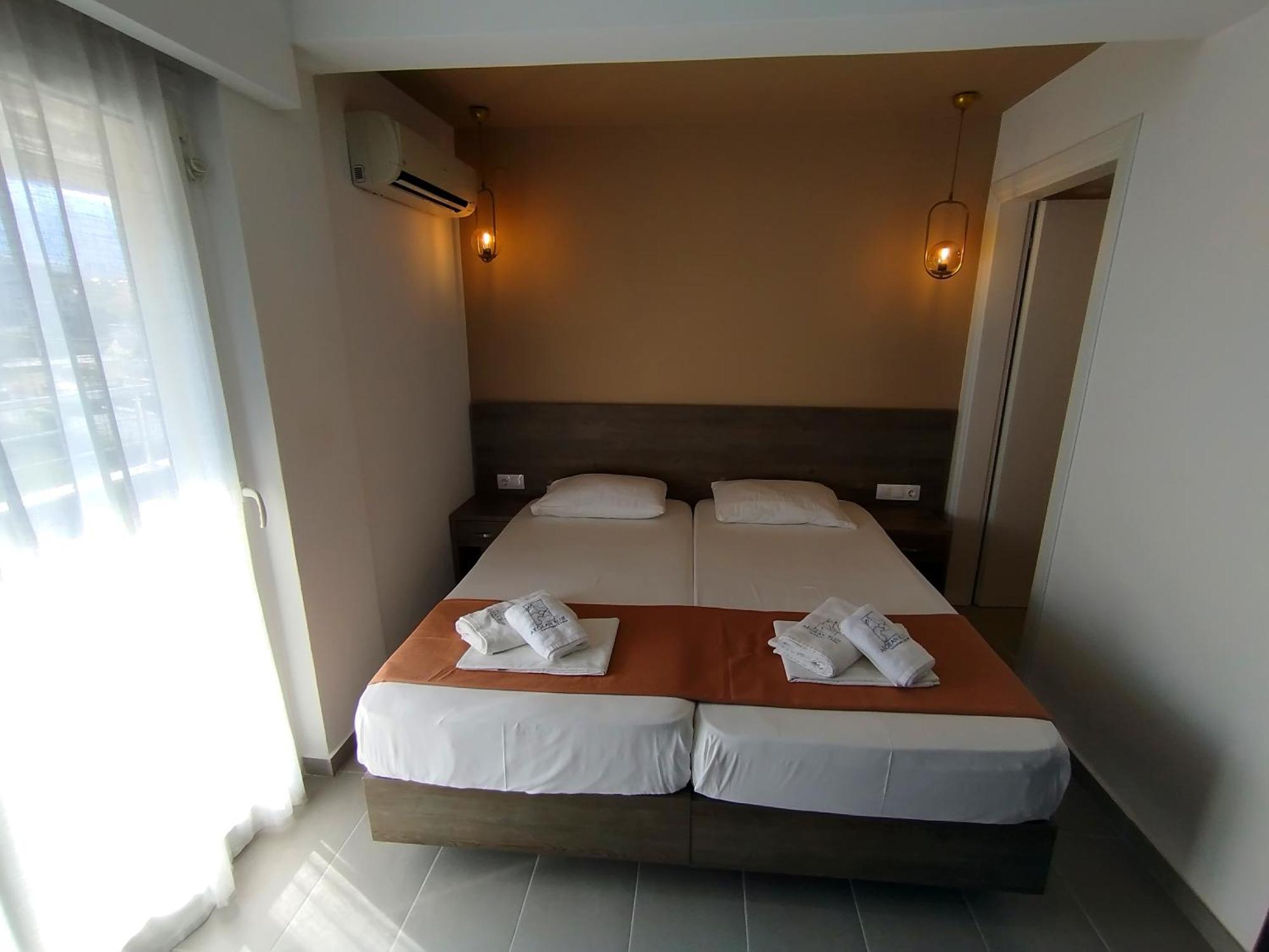 Aegean Blue Apartments & Suites Leptokaryá Bilik gambar