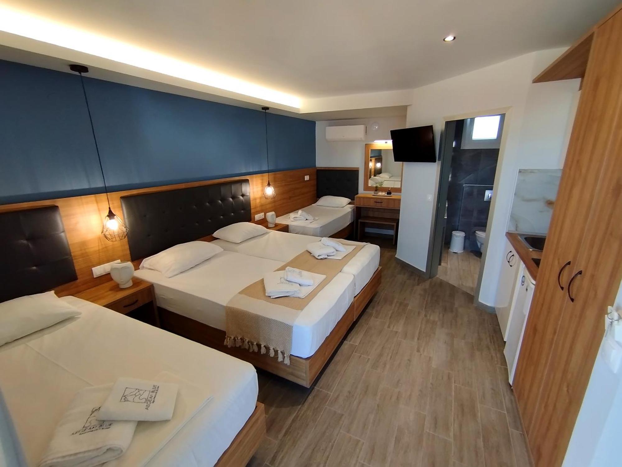 Aegean Blue Apartments & Suites Leptokaryá Bilik gambar